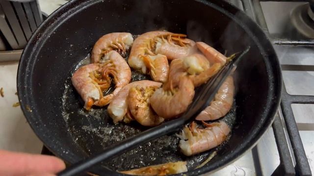Лангустины на сковороде, как быстро приготовить