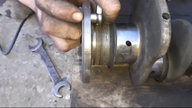 Как потратить меньше усилий при сборке коленвала? ЗМЗ-402  #головастик #коленвал #двс #уаз #уаз3303