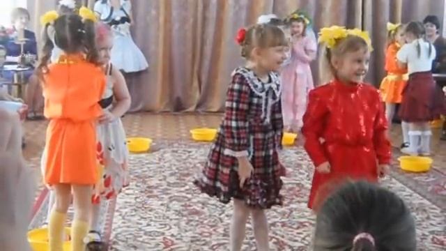 Танец с тазиками=D