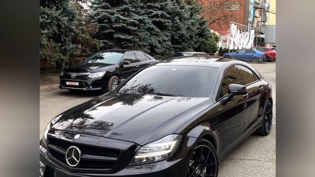 Edmon-едет черный CLS черный чёрный Мерседес