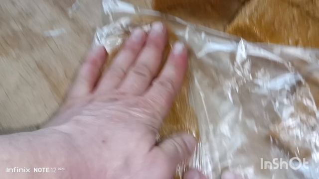Делаем белковую подкормку для пчёл 🐝🐝🐝🐝🐝🐝