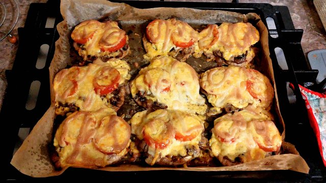 МЯСО ПО-ФРАНЦУЗСКИ С ГРИБАМИ👍😋