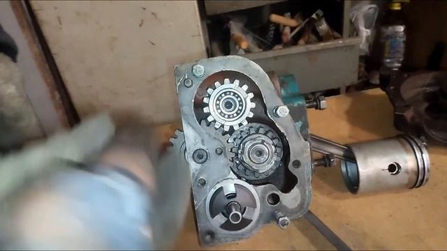 Экскаватор ЮМЗ - кап ремонт пускача ПД-10. Часть 2 - сборка.