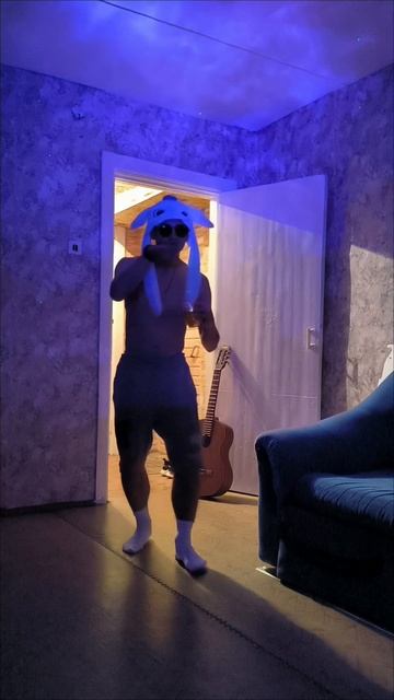 Денчик отдыхает 😅