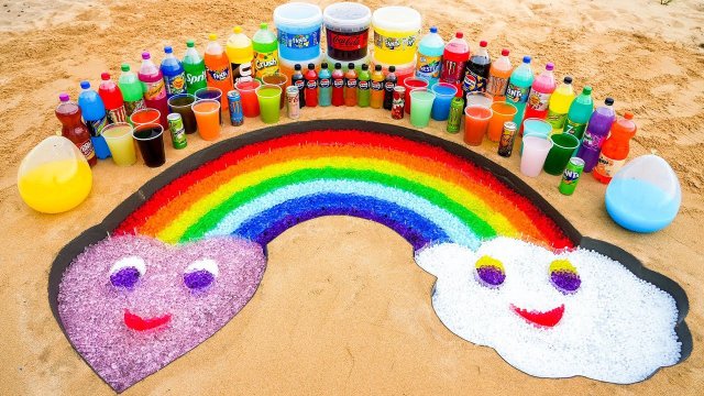 Как сделать сердце из радужных облаков с помощью Orbeez, Fanta, Coca Cola против Mentos и популярных