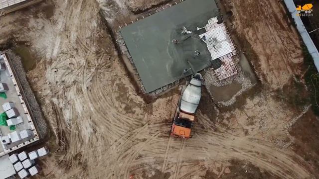 Заливка фундамента бетоном на участке под Чеховом