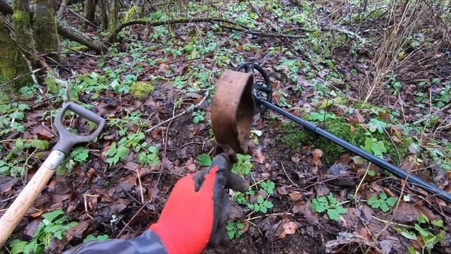 Коп по Войне .День удивительных историй.Не долго мы искали жирное место для копа.