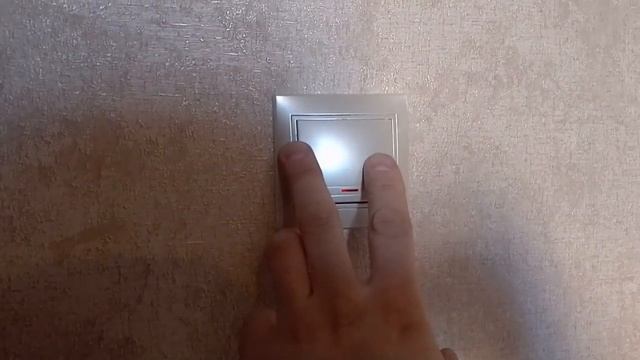Как снять выключатель со стены. Демонтировать выключатель