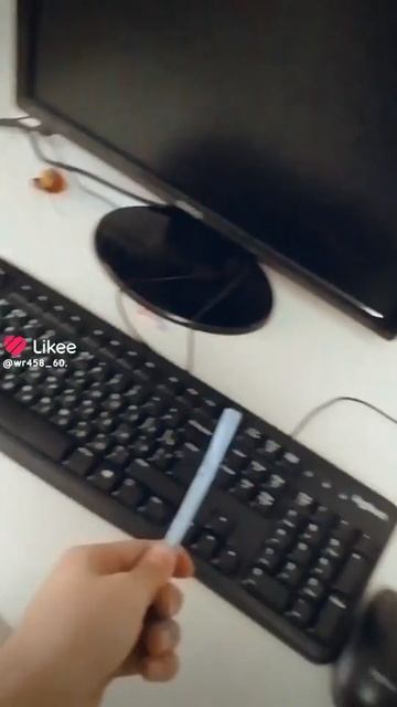 Like_7485313612216183267.mp4
