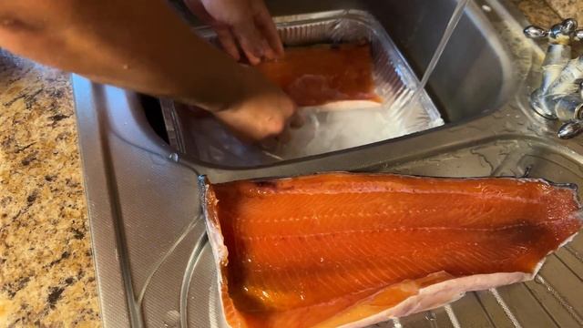 Рецепт засолки и копчения красной рыбы
