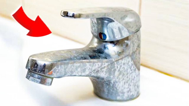 Как очистить известковый налет, на кране, сантехнике. Как отмыть кран ДО БЛЕСКА без усилий!