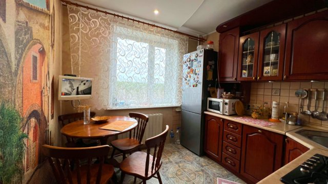 трехкомнатная квартира на Белом Озере