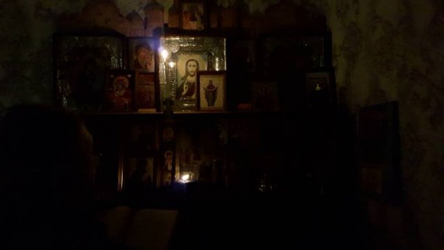 Молитва по усопшим . Лития заупокойная, совершаемая мирянином дома и на кладбище