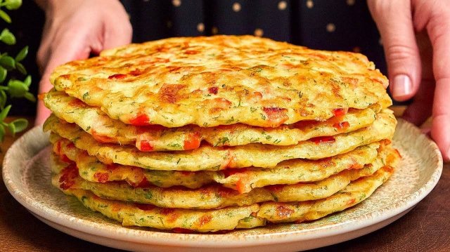 Лепешка из кабачка на сковороде, Вкуснота из Кабачков! У нас съедается за секунды! Простой рецепт