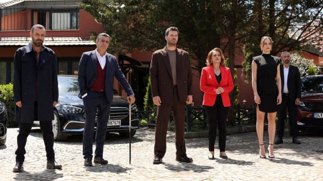 Семья — Русский трейлер (сериал 2023–2024) / Aile
