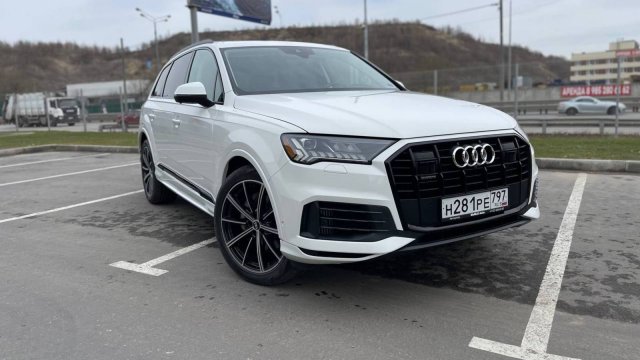 Audi Q7