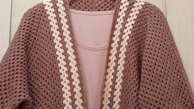 Полный мк , Кардиган крючком из 2 шестиугольных мотивов .