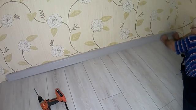 Как правильно класть ламинат?