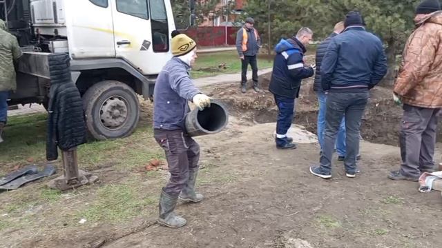 В Тихорецке меняют водовод, которому больше 40 лет