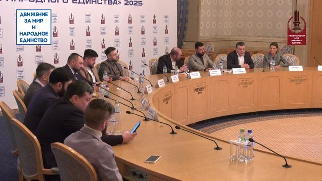 Алексей Мухин, российский политолог на Первом международном заседании Клуба Народного Единства