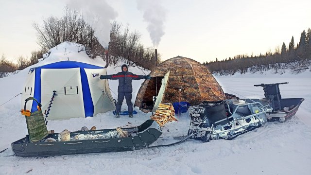 УЕХАЛИ НА СЕВЕР! ЖИВЁМ В ПАЛАТКАХ НА ПЕЧОРЕ / ТРОФЕЙНАЯ ПЛОТВА / ДОНКИ НА НАЛИМА / Часть 1