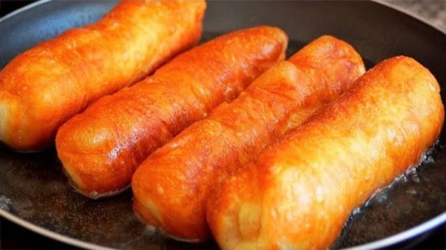 Такие пирожки-трубочки разлетаются вмиг. Нереально вкусные пирожки