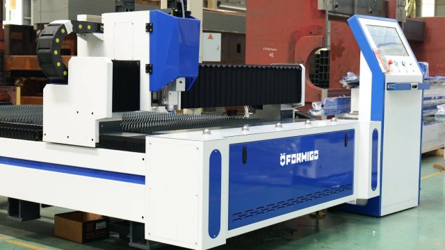 Станок лазерной резки по металлу 3015