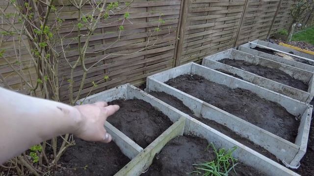 Теперь у меня лучший огород / Вечные грядки из бетонного бардюра!