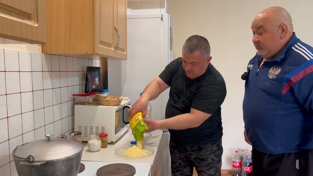 Готовим Калмыцкий Махан и Жарим Пойманную Щуку на Ужин!