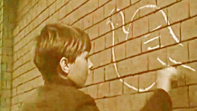 Голуби - Сергей Трофимов Кадры из к/ф Мальчик и голубь