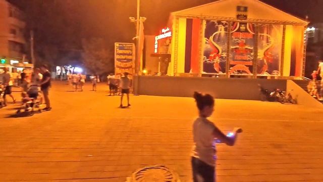 Летний Анапа-vlog: вечерняя прогулка: Театральная площадь, фонтан у Концертного зала "Победа".