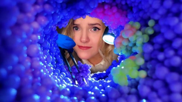 [АСМР] Достаю ЧТО-ТО из ТВОИХ УШЕЙ👂🏻 ASMR Ears cleaning.