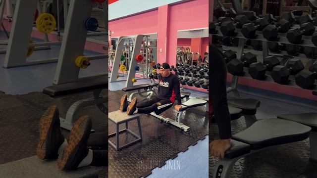 Эффективный тренировочный комплекс на кроссовере: разработка всех групп мышц!