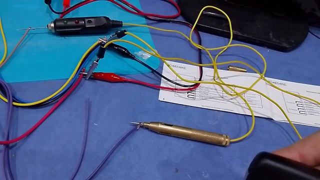 установка китайского центрального  замка на рено логан 1