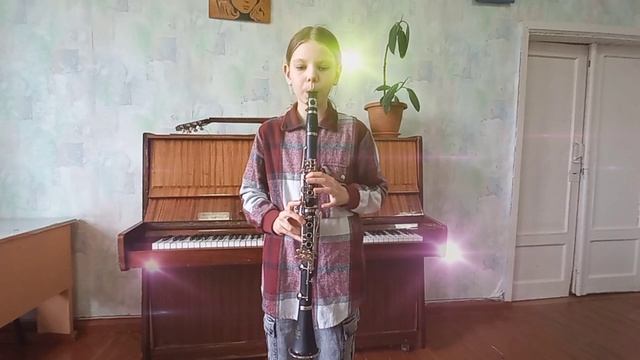 В.Шаинский "Голубой Вагон"- исполняет Антоненко Варя !!!!!.mp4