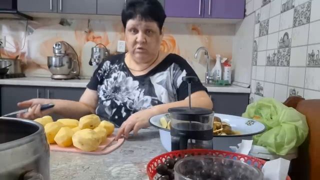 Домашний влог готовлю суп, завожу тесто
