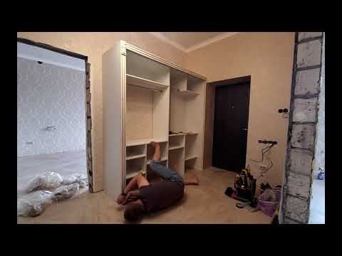 Установка встроенного шкафа-купе в классическом стиле | от Мастерской Мебели