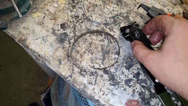 как  надеть хомут на пыльник гранаты шруса