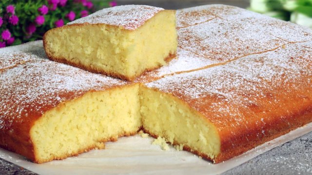Самый простой пирог на кефире! Вы будете восторге! Просто и очень вкусно!