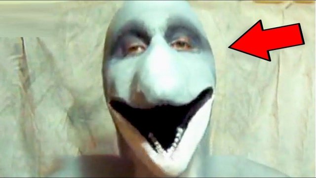 ЖУТКОЕ СУЩЕСТВО! Страшные Видео и Страшилки