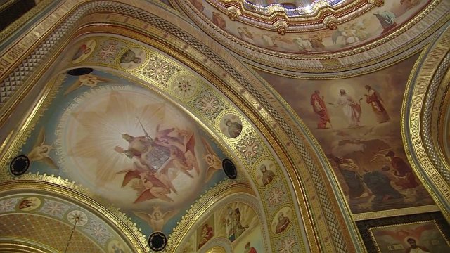 Вечерня с выносом Святой Плащаницы 18 апреля 2025 года, Храм Христа Спасителя, г. Москва