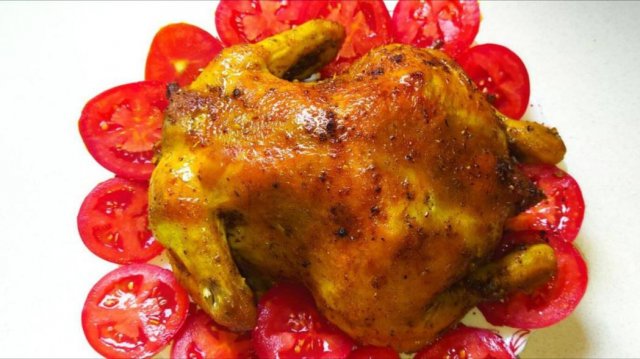 Курица запечённая в духовке в рукаве. Очень вкусно и быстро!