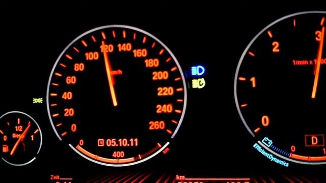 BMW 740d XDrive 60 to 120 km/h low rev torque acceleration