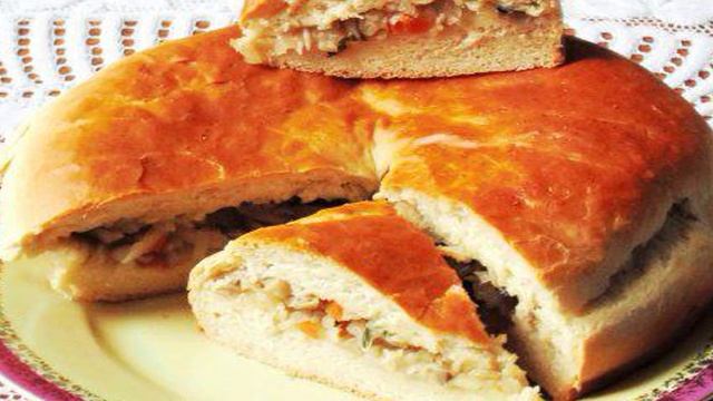Сдобный пирог с капустой
