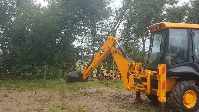 JCB 2CX