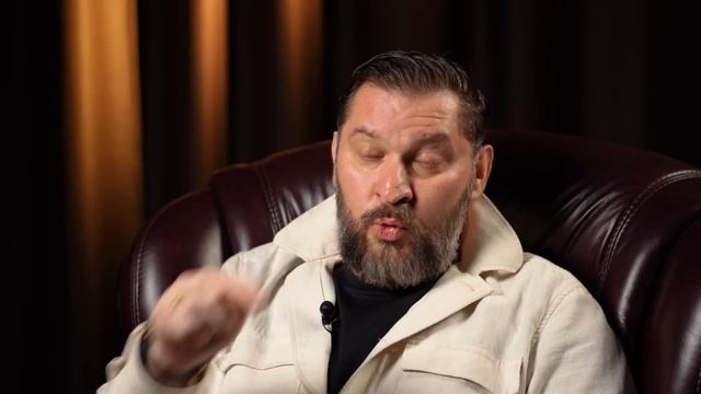 Признаки отвратительного партнера / Как моментально распознать психологического насильника?