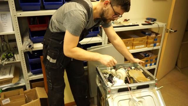 Посудомоечная машина Bosch: Полный разбор, ремонт и частые неисправности