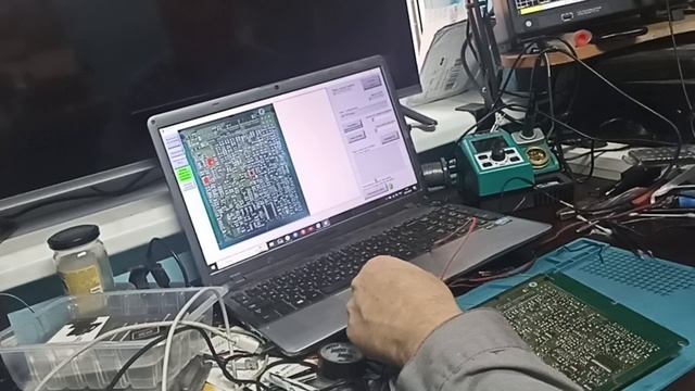 Сигнатурный анализатор на звуковой карте, реально облегчает поиск неисправности ЭБУ.