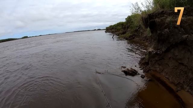 Это он! Самый мощный хищник Амура. Крутая рыбалка на спиннинг