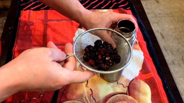 Как заваривать шиповник в термосе